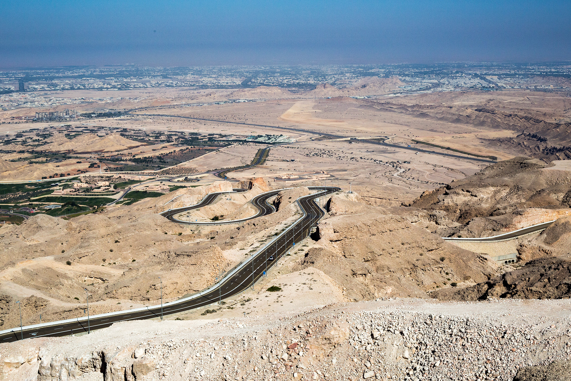 TJ2A2153-al-ain-roads