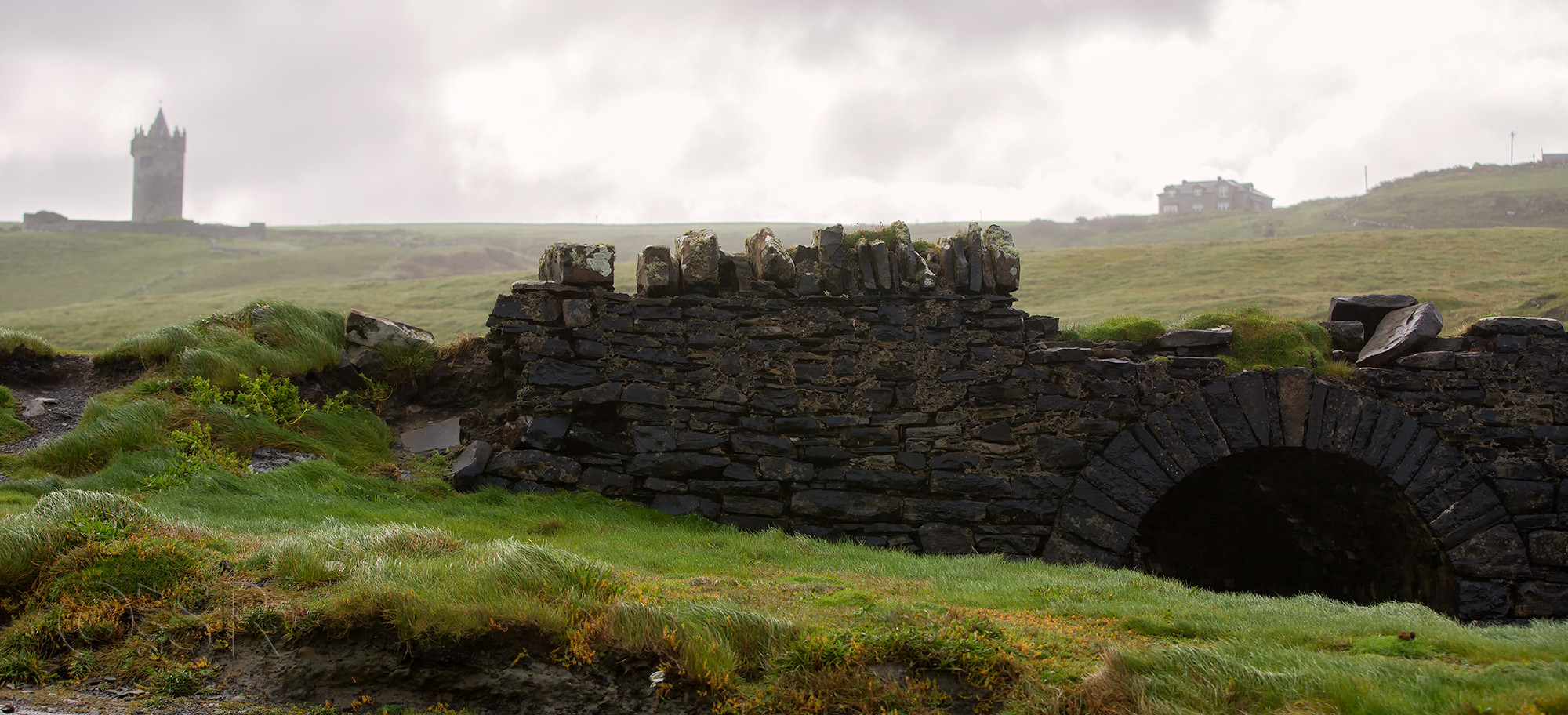 TJ2A4691-com-castle-culvert